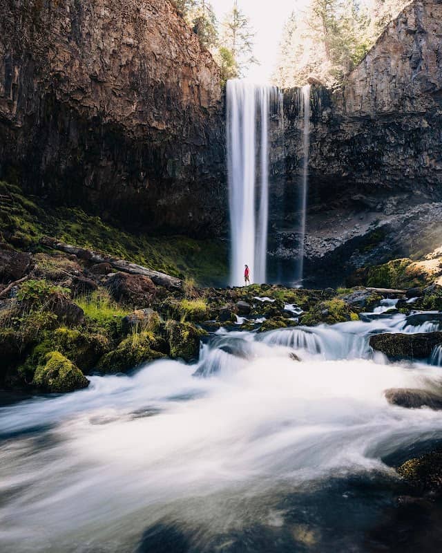 Tamanawas Falls Trailhead - Image 1