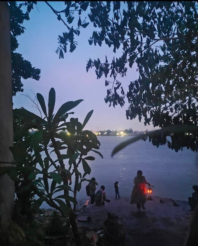 Private Ghat - Image 2