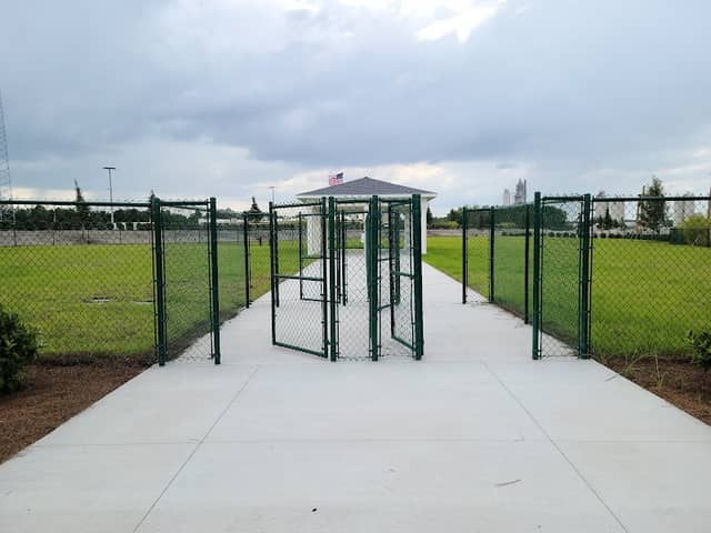 Lake Harlow Canine Park - Image 2