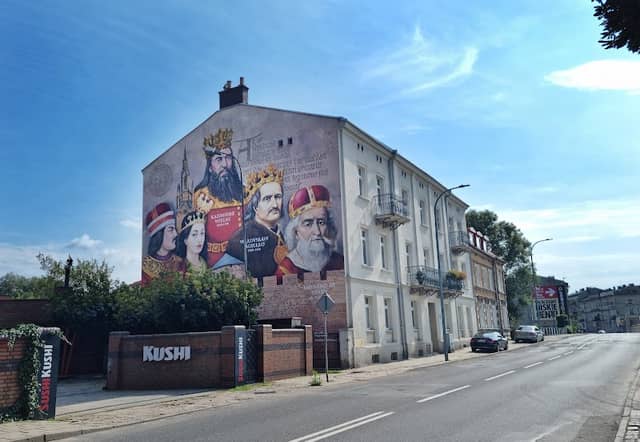 Royal Mural - Image 2
