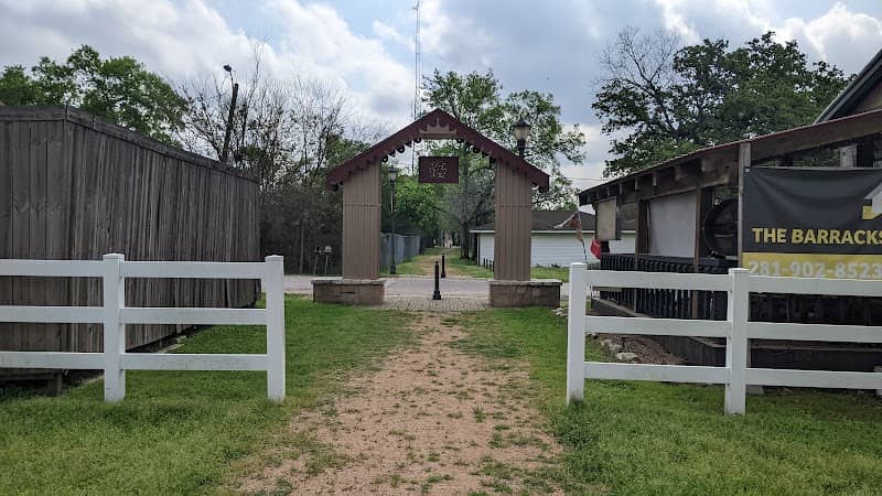 Sullivan Park - Image 3