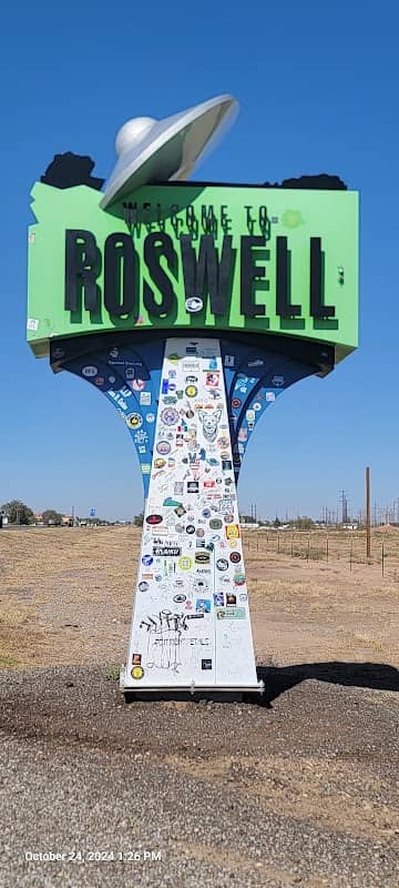 Roswell Welcome Sign - Image 1