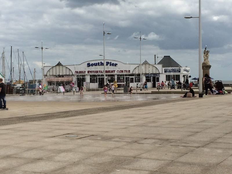 The South Pier - Image 1