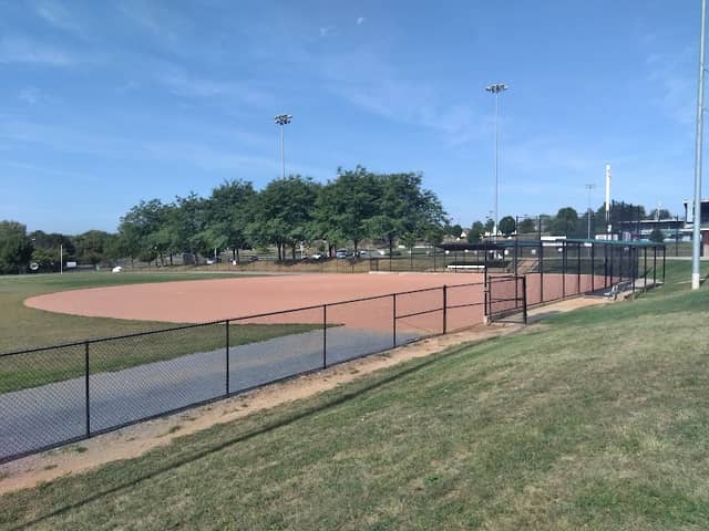 Fairgrounds Park - Image 1