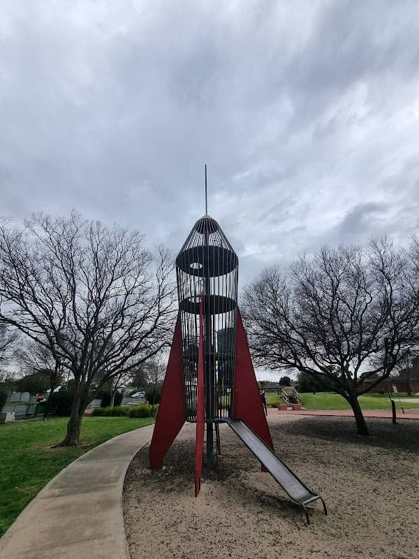 Scotts Park - Image 1