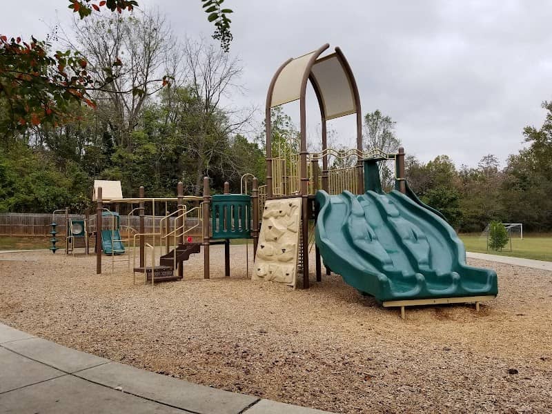 Gold Park - Image 1