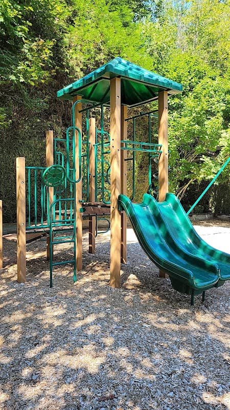 Maple Tree Park - Image 1