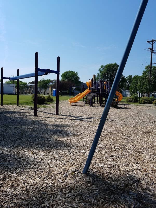 Daggett Street Park - Image 1