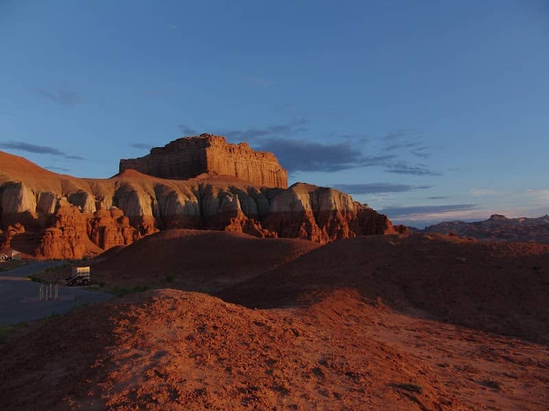 Entrada Canyon Trailhead - Image 1