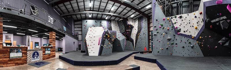 Risen Rock Climbing Gym - Image 2