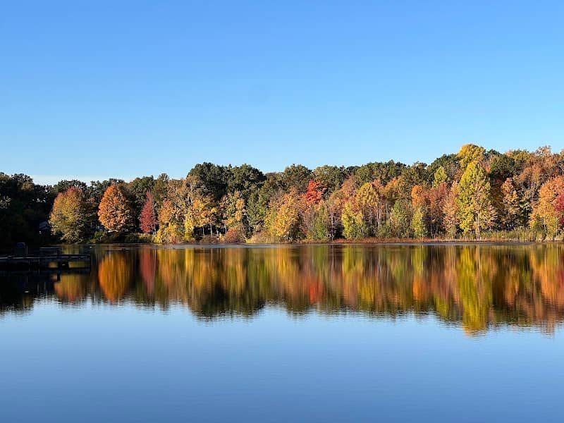 Veterans Park - Image 1