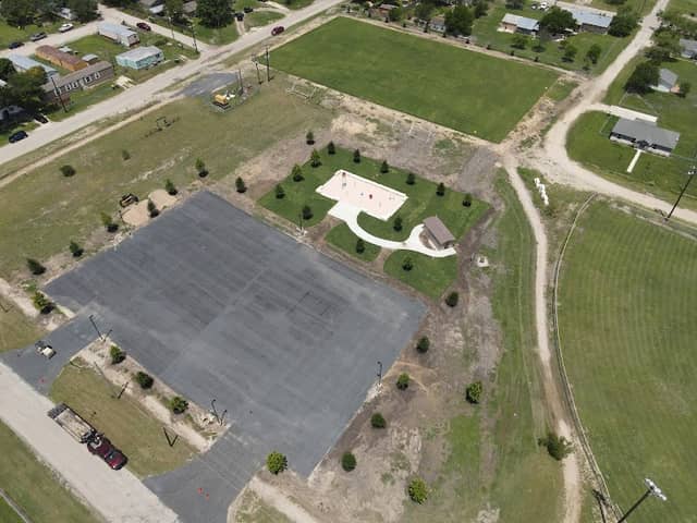 Lions Park - Image 1