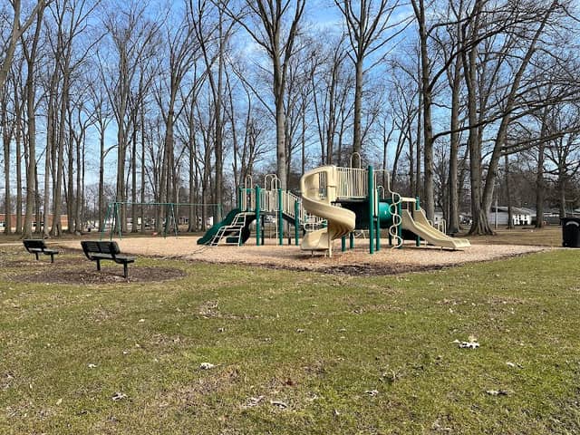 East Park - Image 1