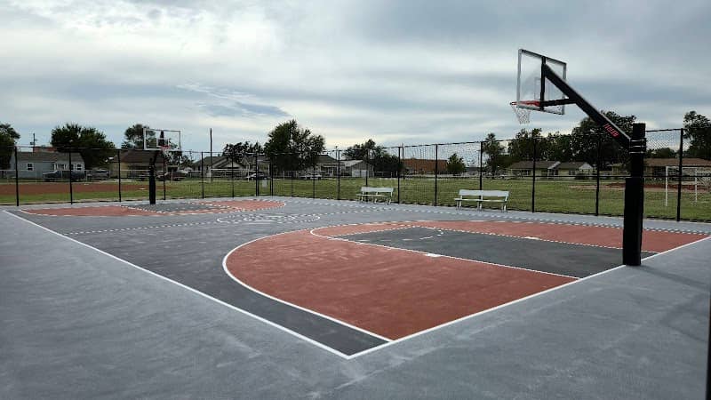 Eisenhower Park - Image 1
