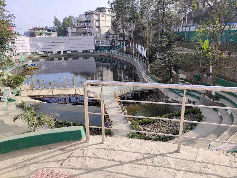 Sokhriezie Park - Image 1
