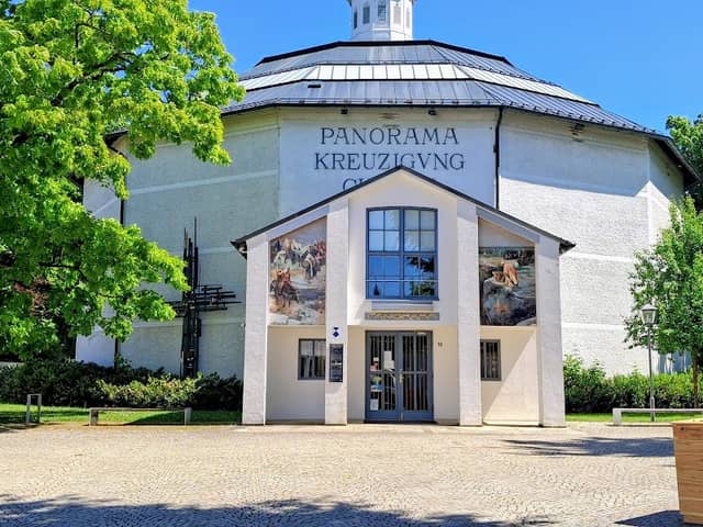 Altötting panorama building - Image 1