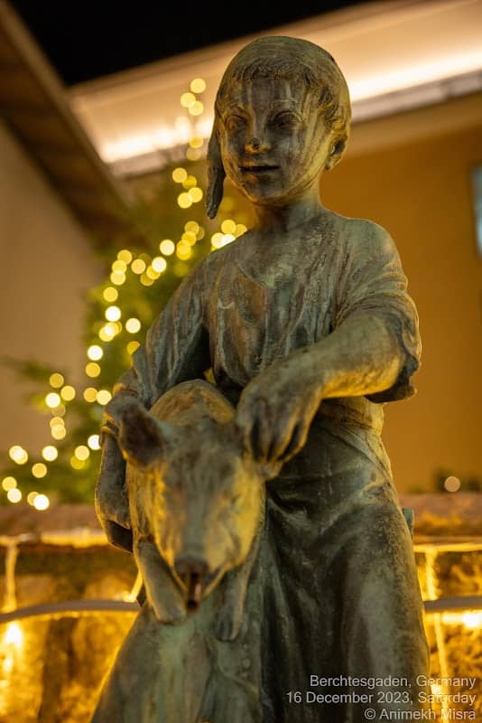 Knabe mit Ferkel-Brunnen - Image 1