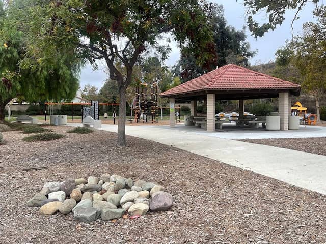 Campus Canyon Park - Image 5