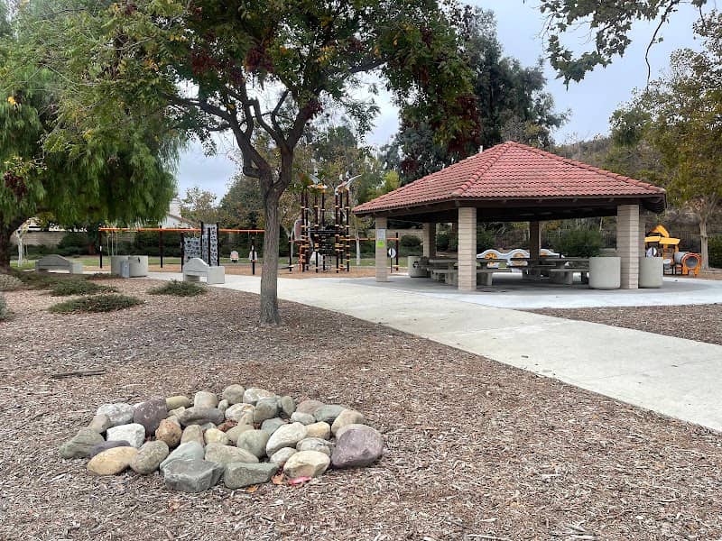 Campus Canyon Park - Image 5