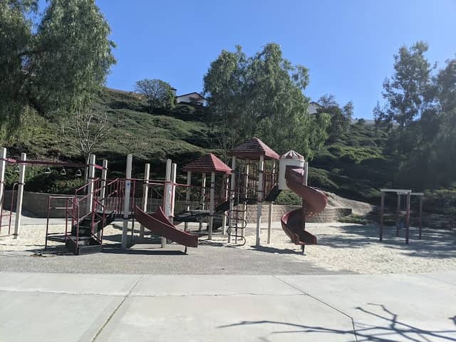 Eastbrook Park - Image 2