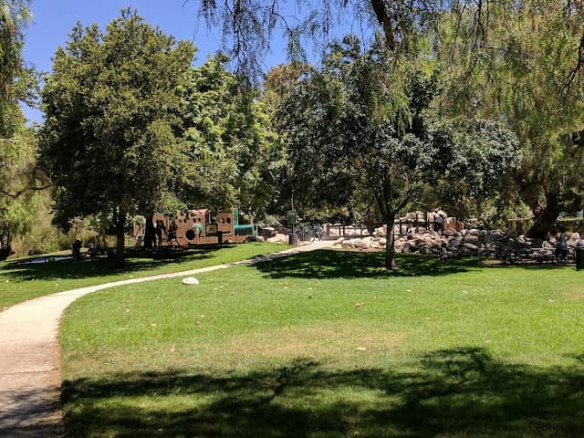 Higginbotham Park - Image 5