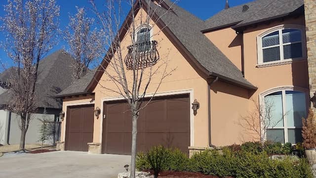 Legends Clubhouse & Pool - Image 1