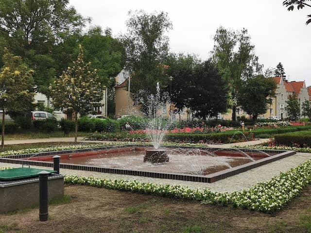 Fontanna w Ogrodzie Różanym - Image 1