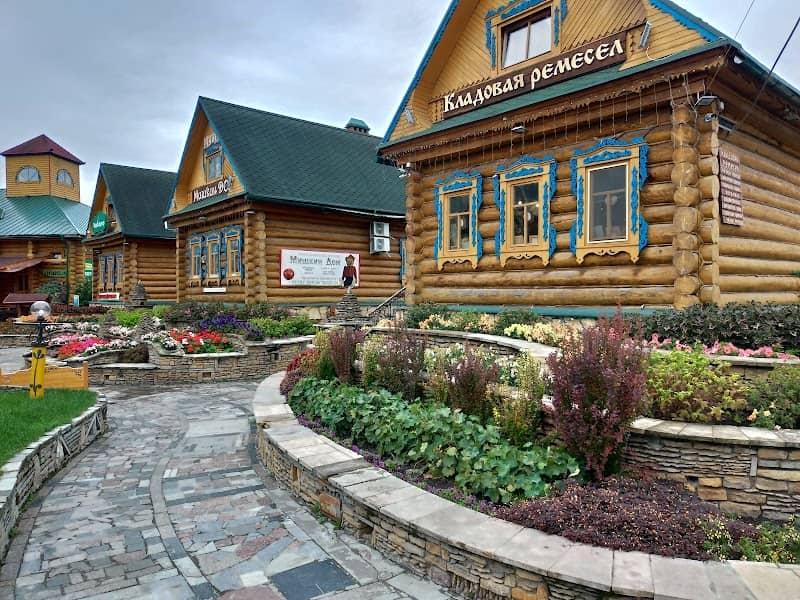 Pamyatnik Echpochmaku - Image 1