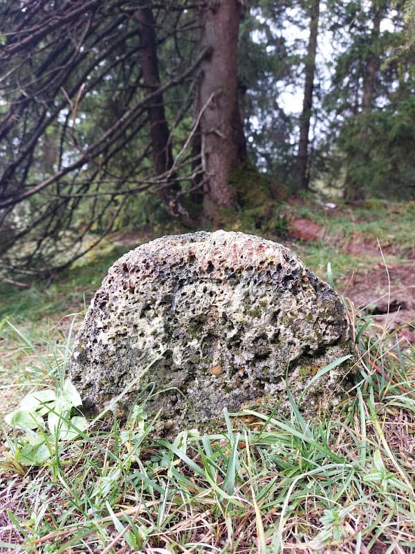 Historische Wegmarkierung zum Schildenstein - Image 1