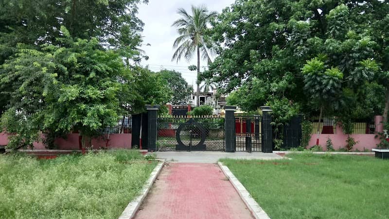 Lohiya Park - Image 1