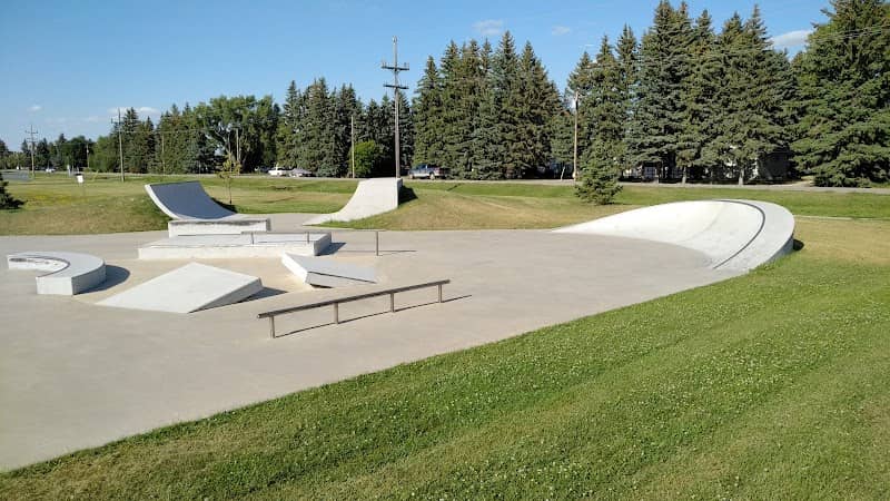 ONE Insurance Skate Plaza - Image 2