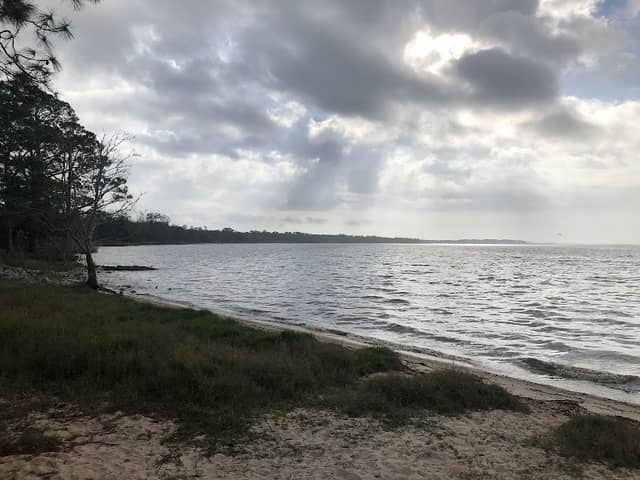 Floridatown Park - Image 1
