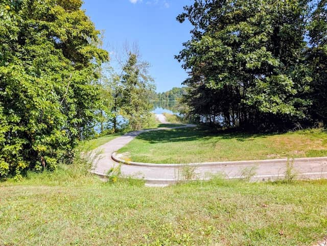 Glendale Fish and Wildlife Area Picnic Area - Image 2