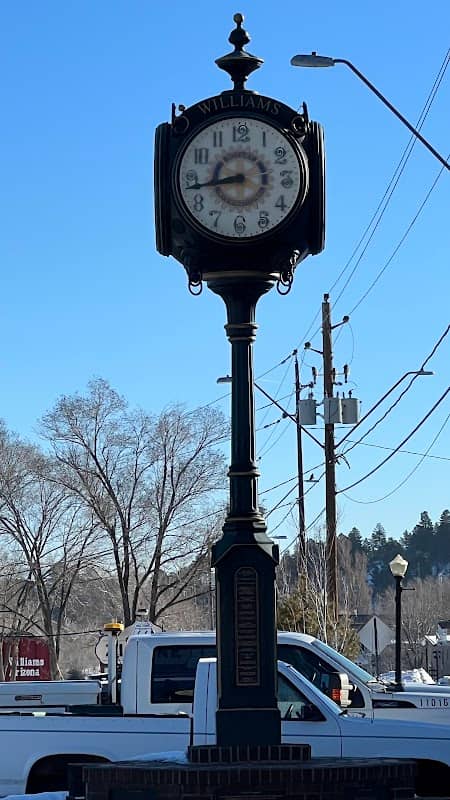 Williams Rotary Street Clock - Image 1
