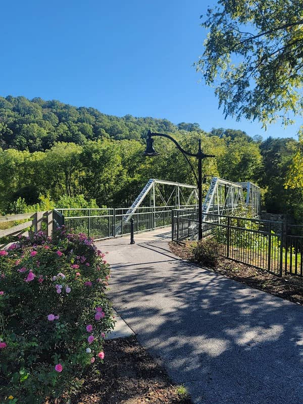 Truss Bridge Park - Image 1
