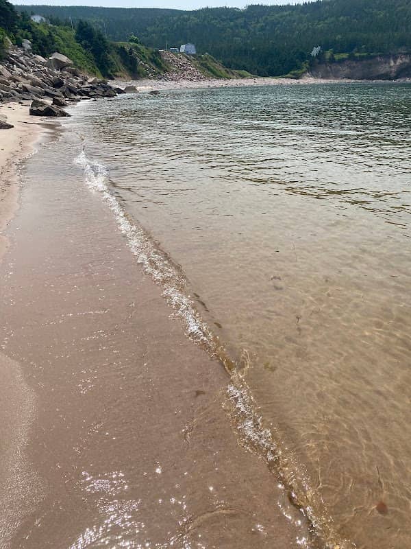 White Point Harbour cliff - Image 1