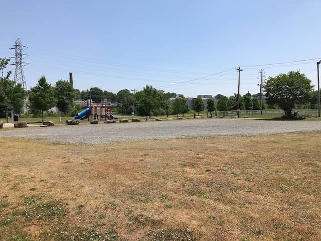 Montgomery Memorial Park - Image 1