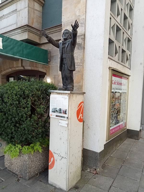 Walk of Wagner - Image 1