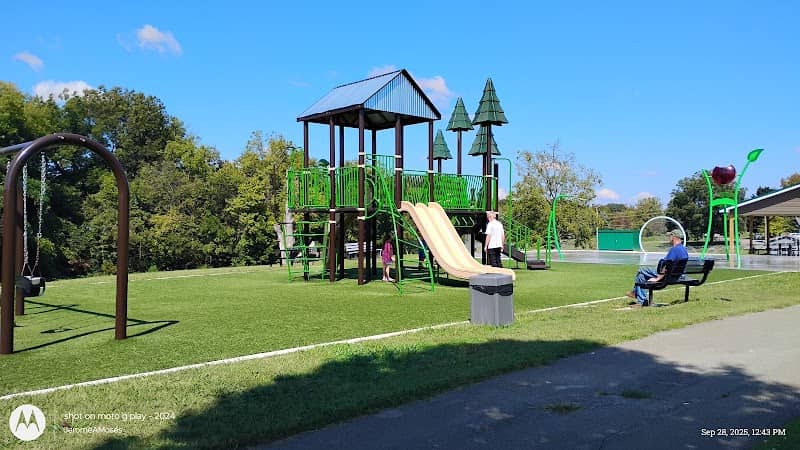 Houston Park - Image 1