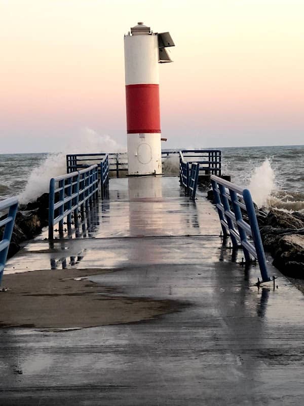 Two Rivers North Pierhead Light Tower - Image 1