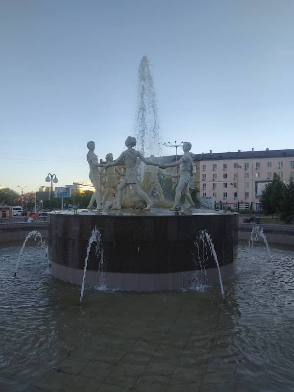 Fountain "Runaround Kids' - Image 1