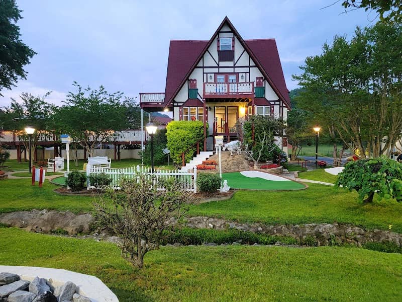 Alpine Mini Golf - Image 2