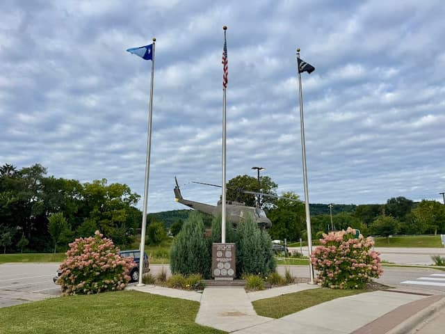 Veteran's Park - Image 1