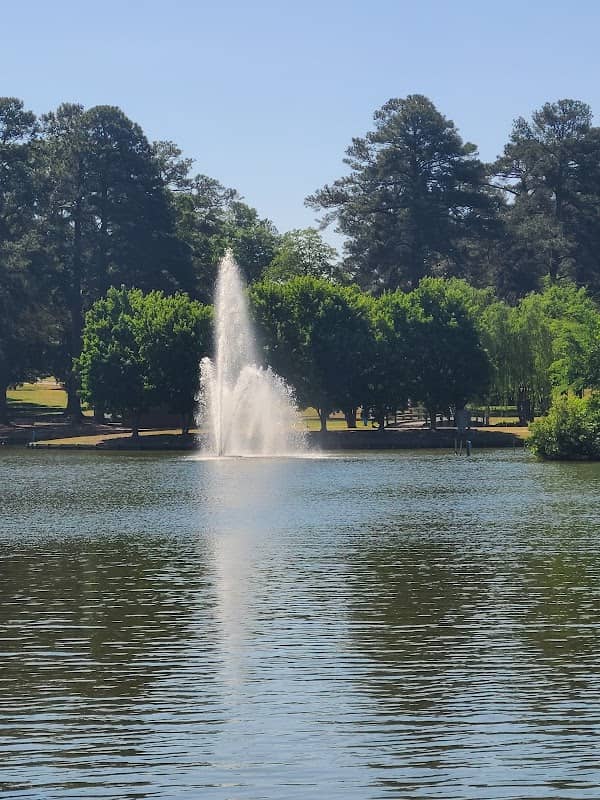 City Lake Park - Image 2