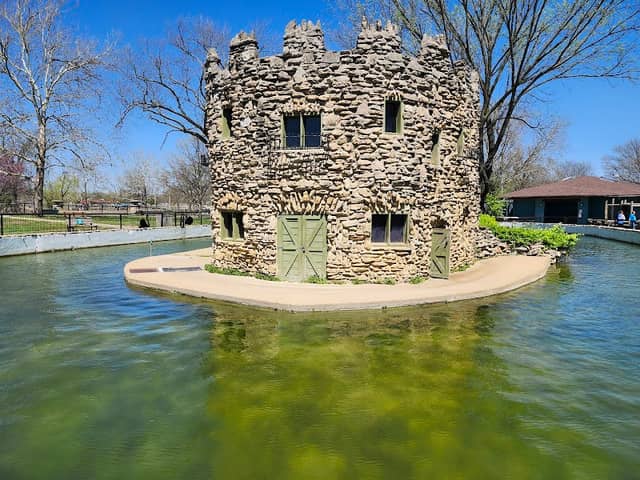 Riverside Park and Ralph Mitchell Zoo - Image 1