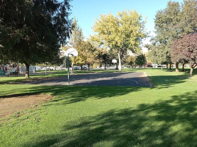 Beachview Park - Image 1