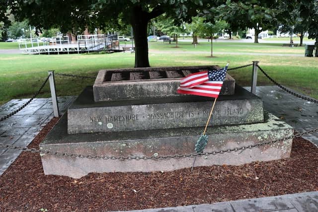 Franklin Town Common - Image 1