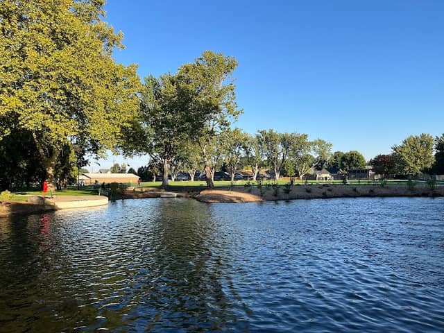 Lions Park - Image 1