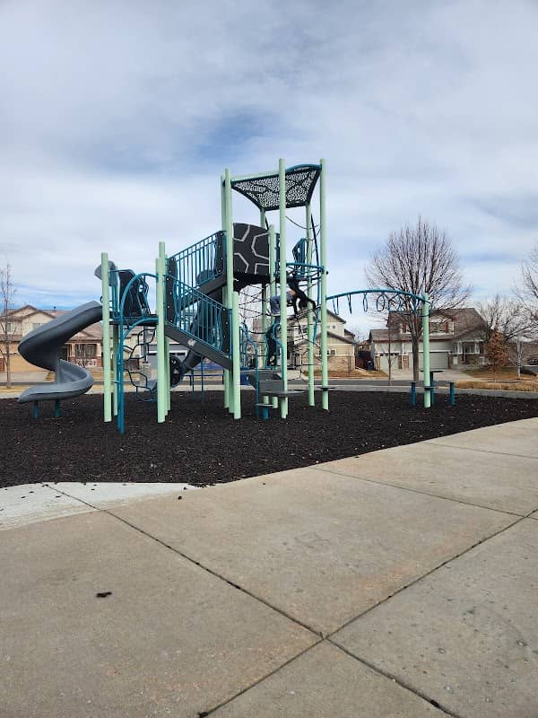 Fronterra Village HOA Park - Image 1