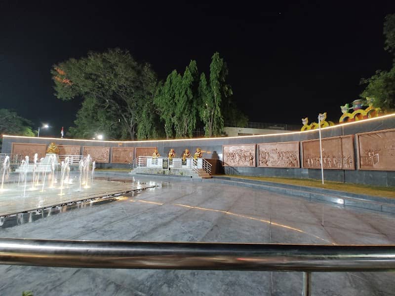 Char Hutatma Putala - Image 2